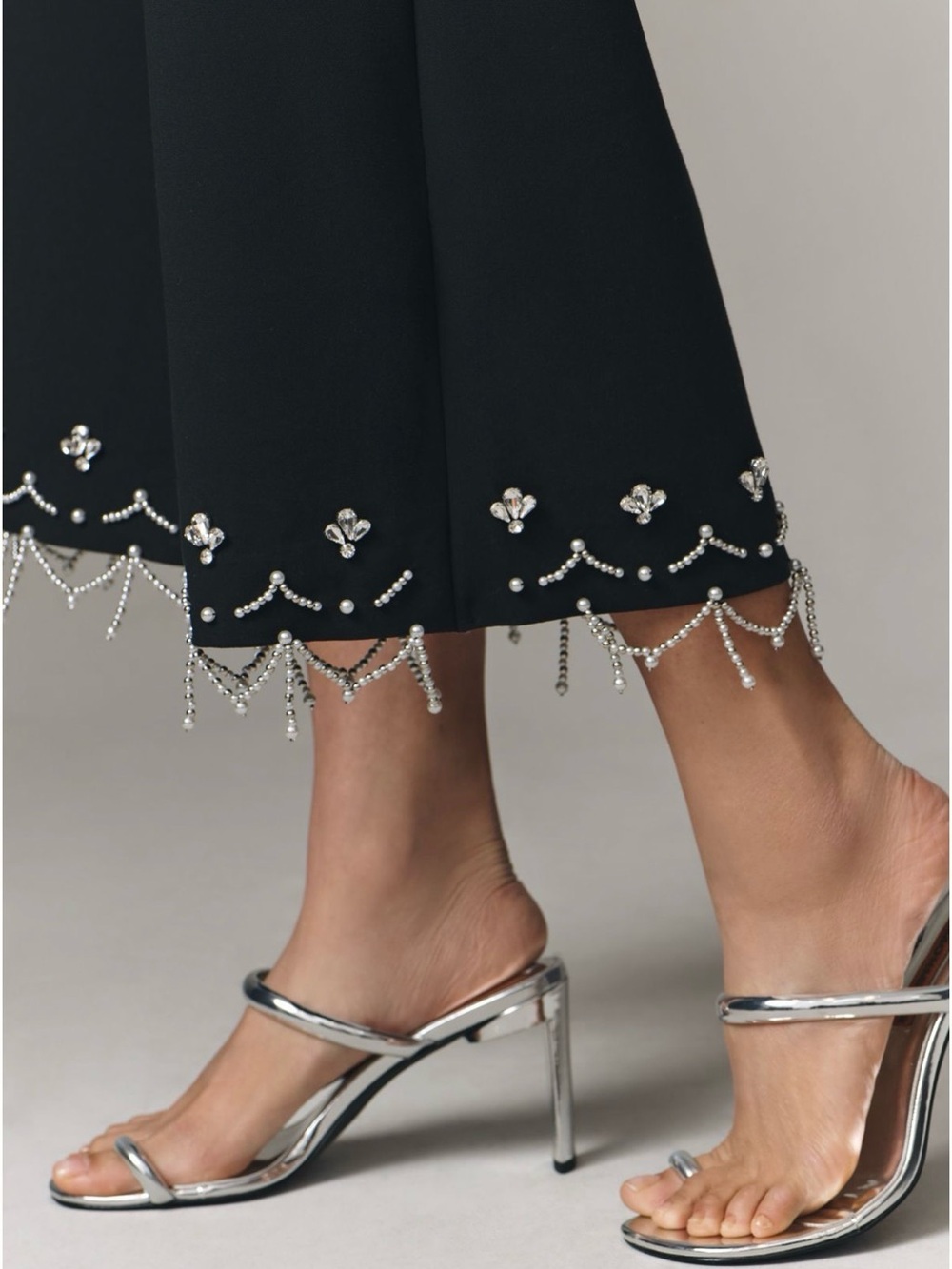 By Anthropologie Crystal Crop Pants
1184